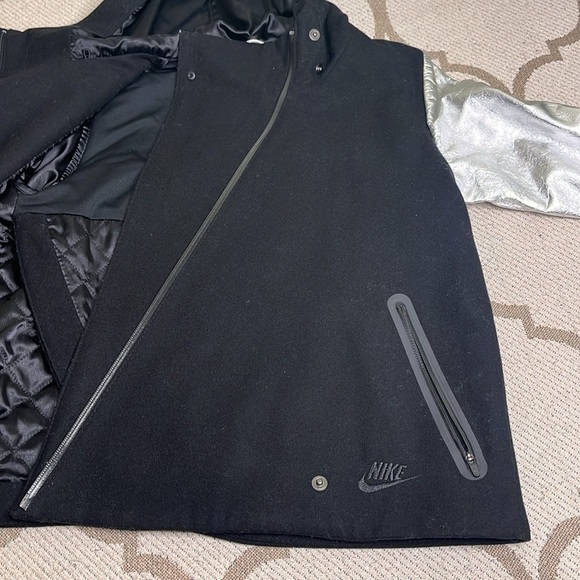 Nike Women's Destroyer Butterfly Black Wool Silver Leather Jacket - Picture 10 of 16